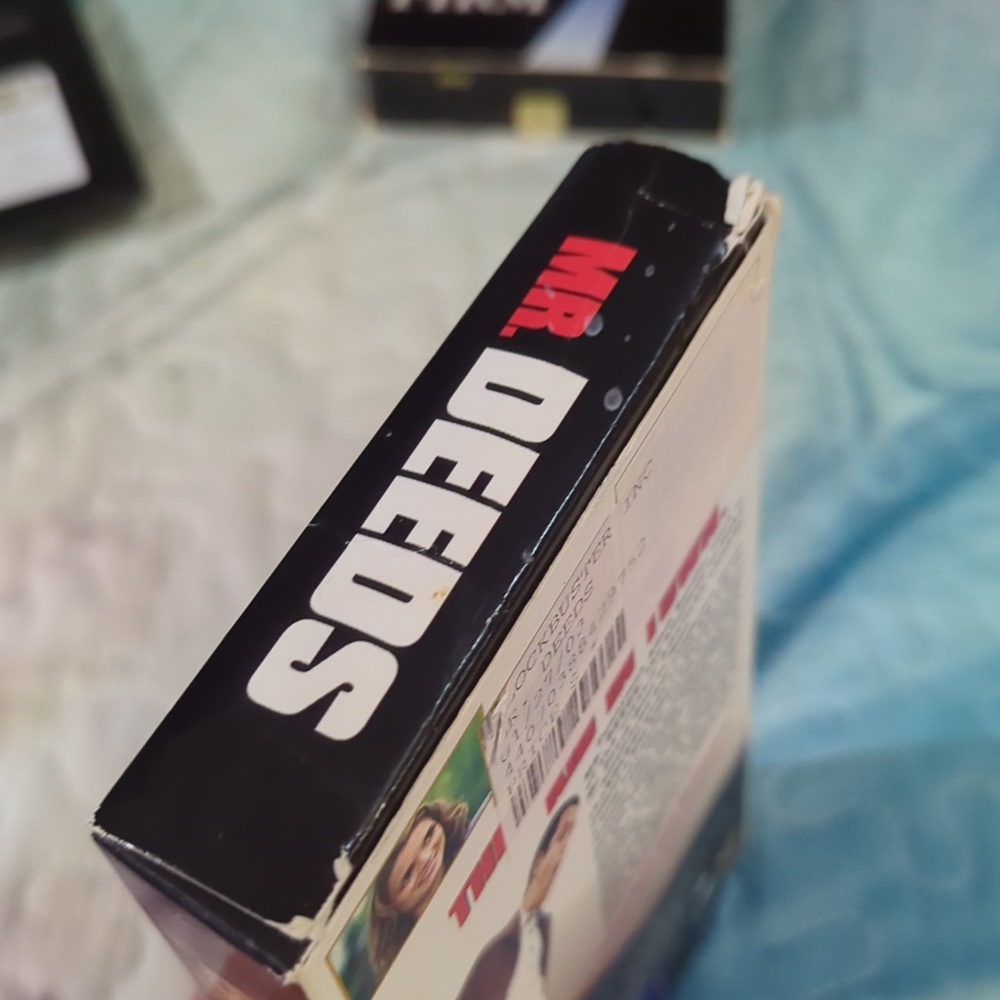 Mr. Deeds VHS Movie Cover - Adam Sandler - Blue, Tan, Black - Picture 6 of 13